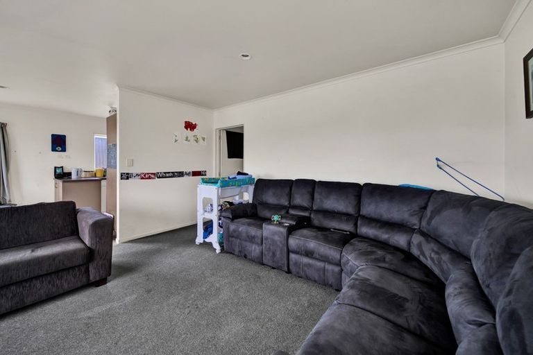 Photo of property in 5 Warwick Road, Stratford, 4332