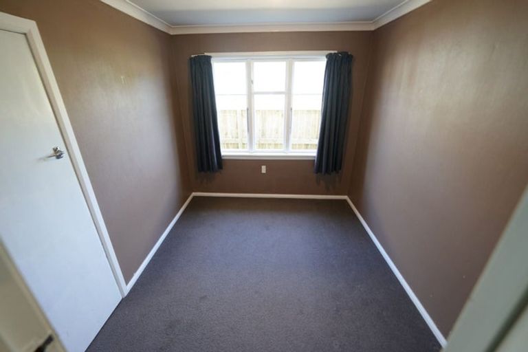 Photo of property in 4 Alton Place, Hokowhitu, Palmerston North, 4410