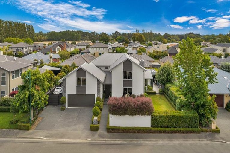 Photo of property in 21 Applefield Court, Northwood, Christchurch, 8051