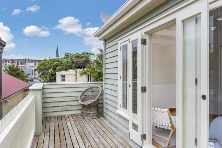Photo of property in 1a Russell Street, Freemans Bay, Auckland, 1011