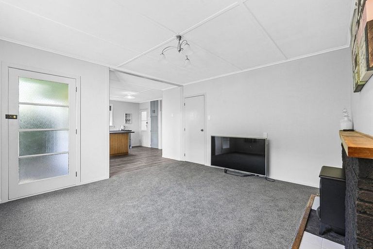 Photo of property in 23 Blagdon Road, Blagdon, New Plymouth, 4310