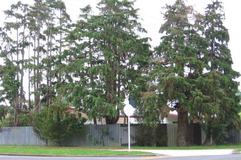 Photo of property in 69 Glendale Road, Glen Eden, Auckland, 0602