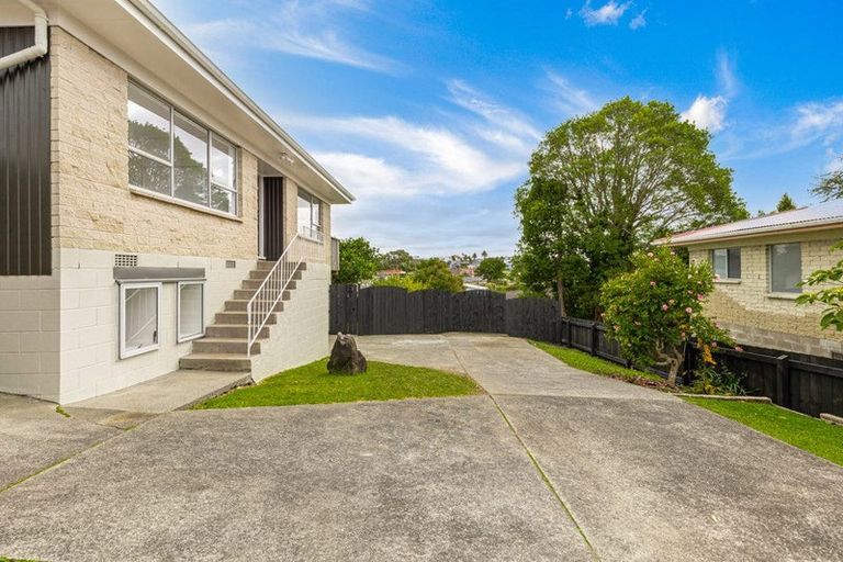 Photo of property in 2/12 Jenelin Road, Glendene, Auckland, 0602