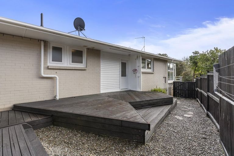 Photo of property in 1/51 Larne Avenue, Pakuranga Heights, Auckland, 2010