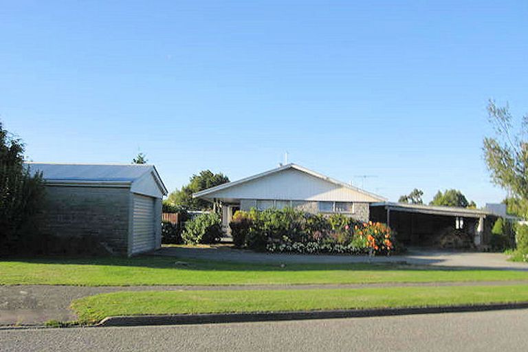 Photo of property in 14 Torlesse Crescent, Darfield, 7510