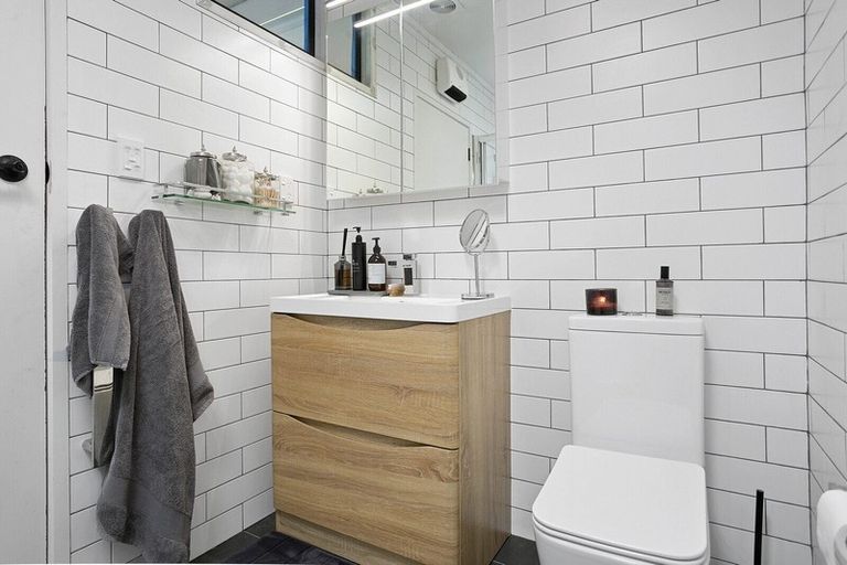 Photo of property in 9a Florida Place, Cambridge, 3434