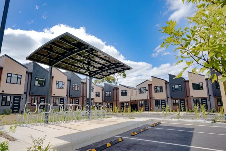 Photo of property in 79c Kindergarten Drive, Conifer Grove, Takanini, 2112