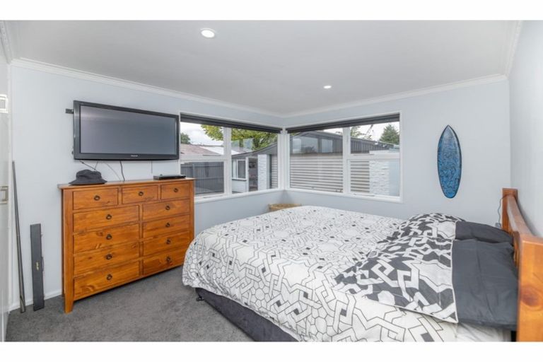 Photo of property in 5 Bayswater Crescent, Bromley, Christchurch, 8062