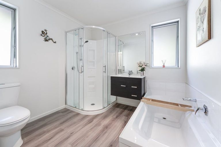 Photo of property in 77 Washbourn Drive, Richmond, 7020