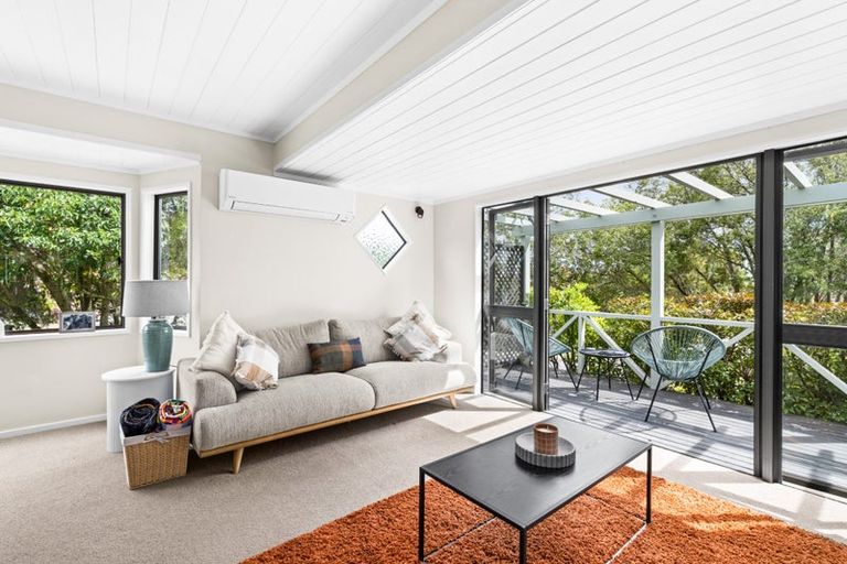 Photo of property in 33 Reeve Drive, Havelock North, 4130