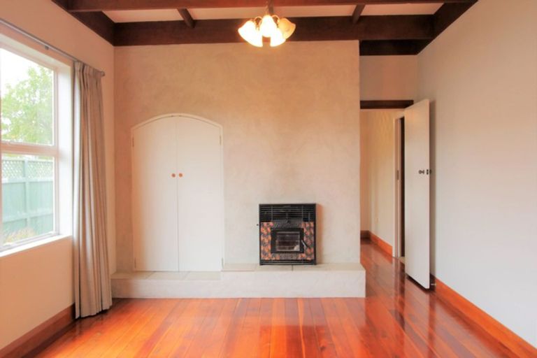 Photo of property in 32 Victoria Avenue, Dannevirke, 4930