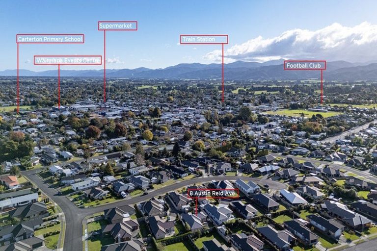 Photo of property in 6 Austin Reid Avenue, Carterton, 5713
