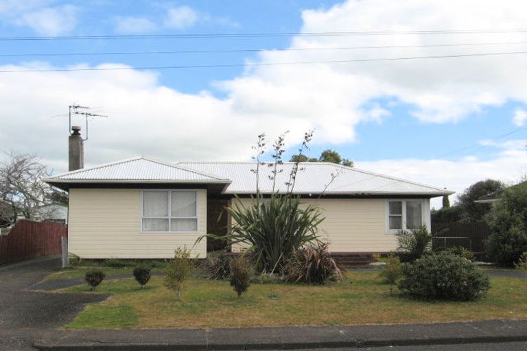 Photo of property in 35 Rice Crescent, Papakura, 2110
