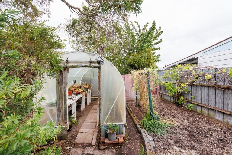 Photo of property in 7 Clarke Avenue, Highbury, Palmerston North, 4412