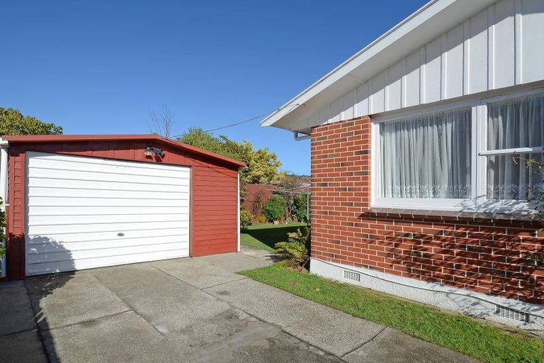 Photo of property in 2a Gower Street, Silverstream, Upper Hutt, 5019
