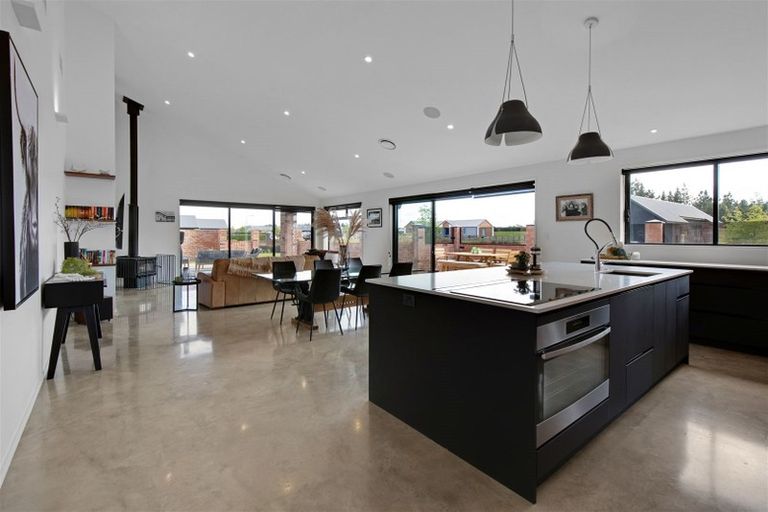 Photo of property in 44 Silver Peaks Drive, West Melton, 7618