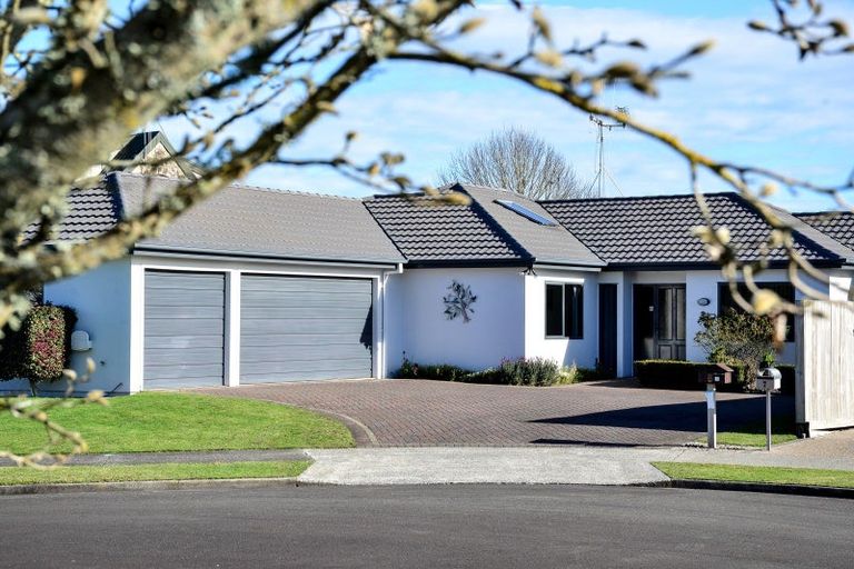 Photo of property in 5 Hampstead Way, Rototuna North, Hamilton, 3210