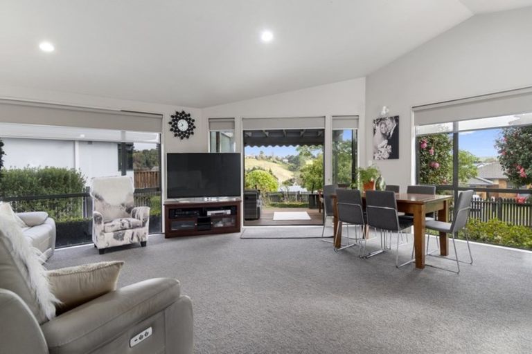 Photo of property in 2 Astor Place, Welcome Bay, Tauranga, 3112