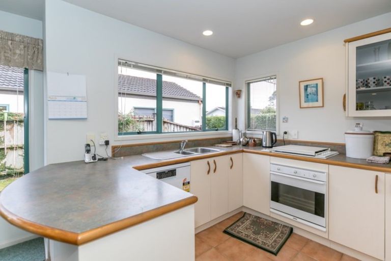 Photo of property in 4/84 Braid Road, St Andrews, Hamilton, 3200