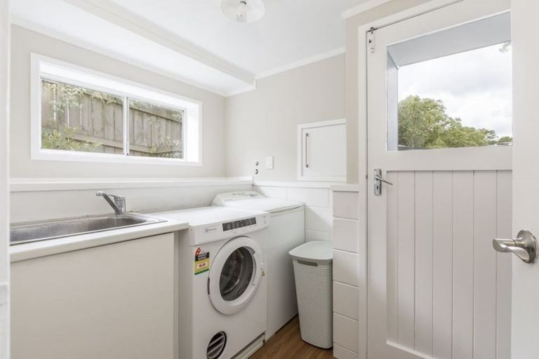 Photo of property in 7 Penton Road, Stanmore Bay, Whangaparaoa, 0932