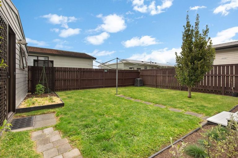 Photo of property in 4c Oak Avenue, Nawton, Hamilton, 3200