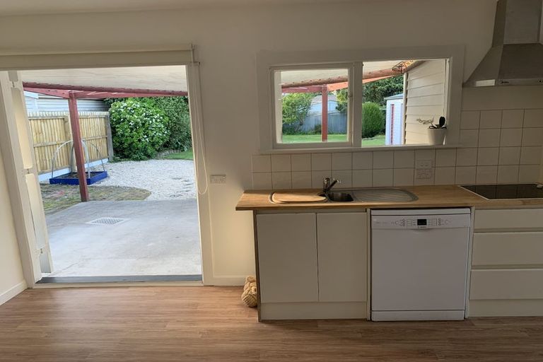 Photo of property in 11 Kellys Road, Mairehau, Christchurch, 8052