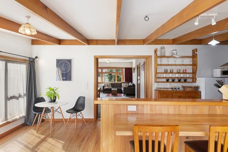 Photo of property in 22 Lees Road, Strowan, Christchurch, 8052