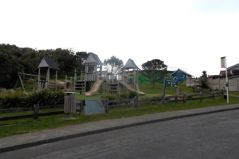 Photo of property in 91a Montgomery Avenue, Karori, Wellington, 6012