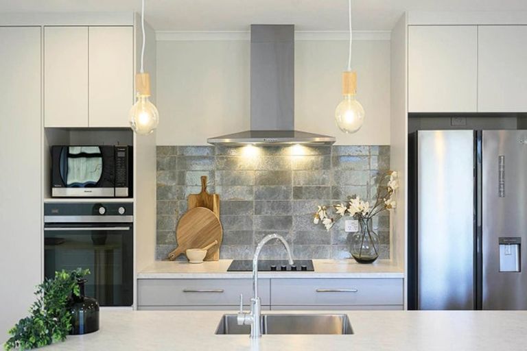 Photo of property in 66 Manhattan Crescent, Papamoa, 3118