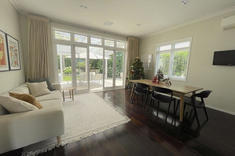 Photo of property in 1/20 Richmond Avenue, Northcote Point, Auckland, 0627