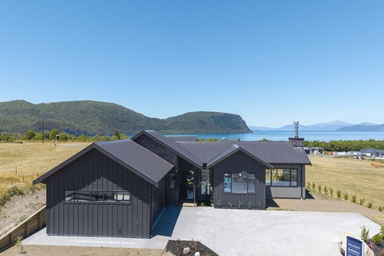 Photo of property in 47 Seven Oaks Drive, Kinloch, Taupo, 3377