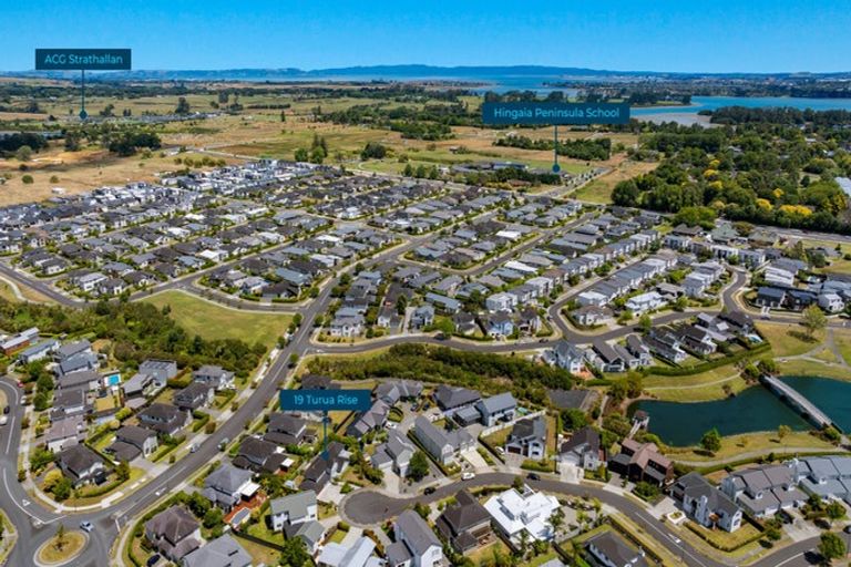 Photo of property in 19 Turua Rise, Karaka, Papakura, 2113