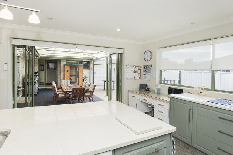 Photo of property in 26 Pohutukawa Grove, Lytton West, Gisborne, 4010