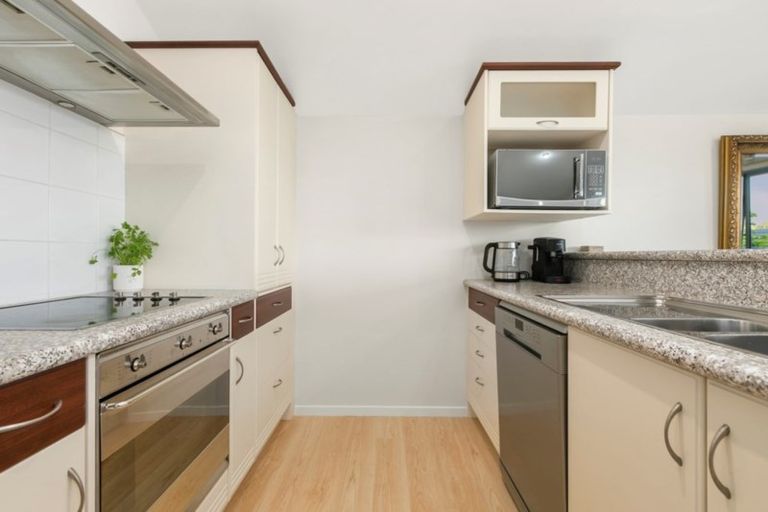 Photo of property in 30/19 Brodie Place, Bethlehem, Tauranga, 3110