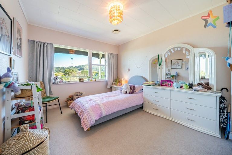 Photo of property in 26 Sunshine Crescent, Kelson, Lower Hutt, 5010