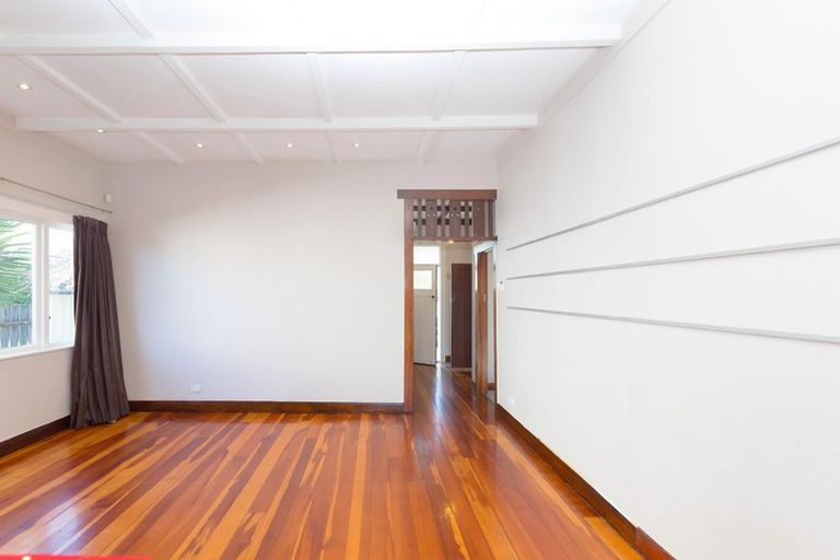 Photo of property in 4 Parr Street, Frankton, Hamilton, 3204