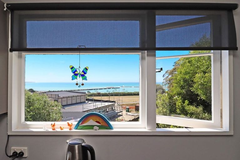 Photo of property in 77a Tees Street, South Hill, Oamaru, 9400