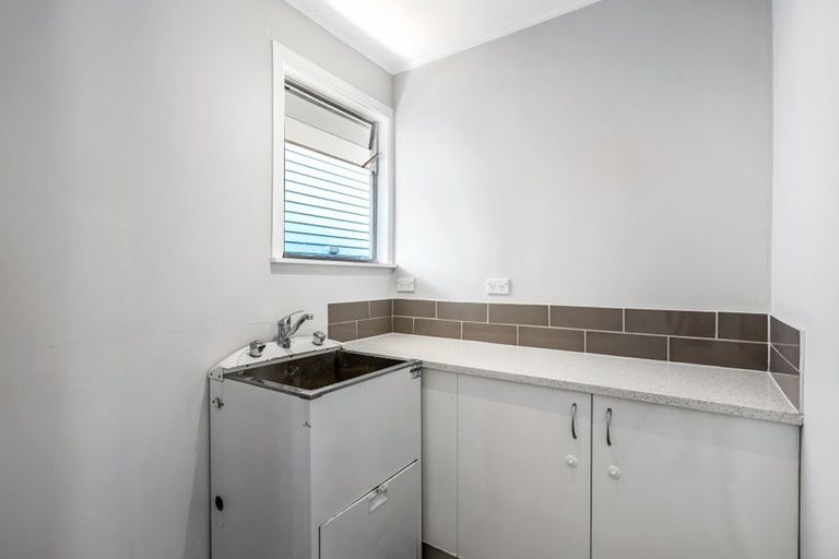 Photo of property in 35 Tampin Road, Hillpark, Auckland, 2102