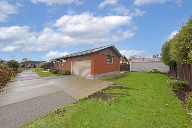 Photo of property in 9 Dalrye Place, Ilam, Christchurch, 8041