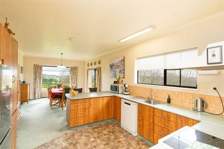 Photo of property in 124 Kukutauaki Road, Koputaroa, Levin, 5575