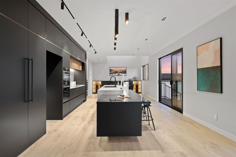 Photo of property in 10 Silverhill Lane, Silverdale, 0932