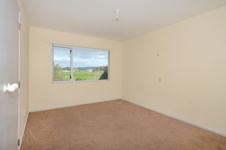 Photo of property in 8 Tanekaha Drive, Parahaki, Whangarei, 0112