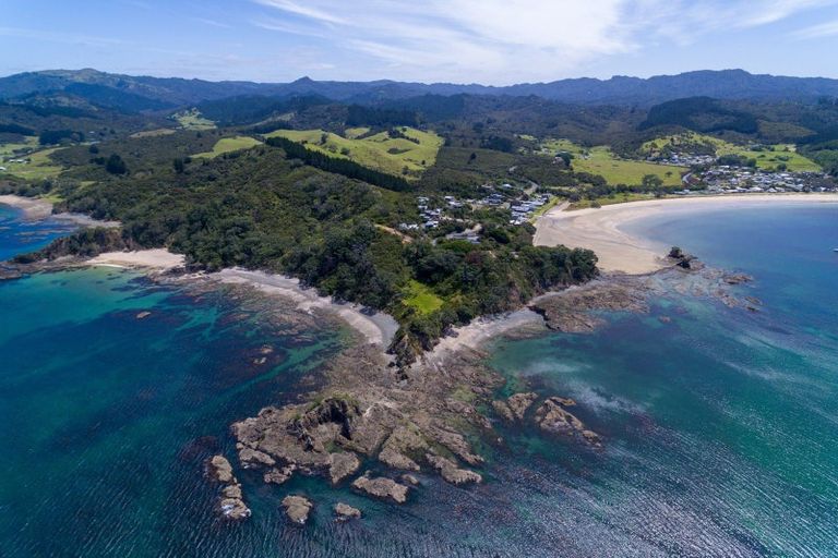 Photo of property in 124 Rapata Road, Oakura, Hikurangi, 0184