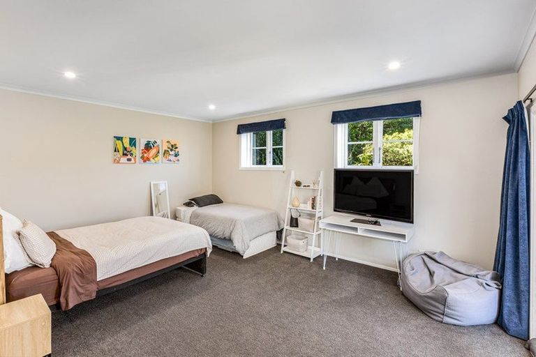 Photo of property in 33a Nevay Road, Miramar, Wellington, 6022