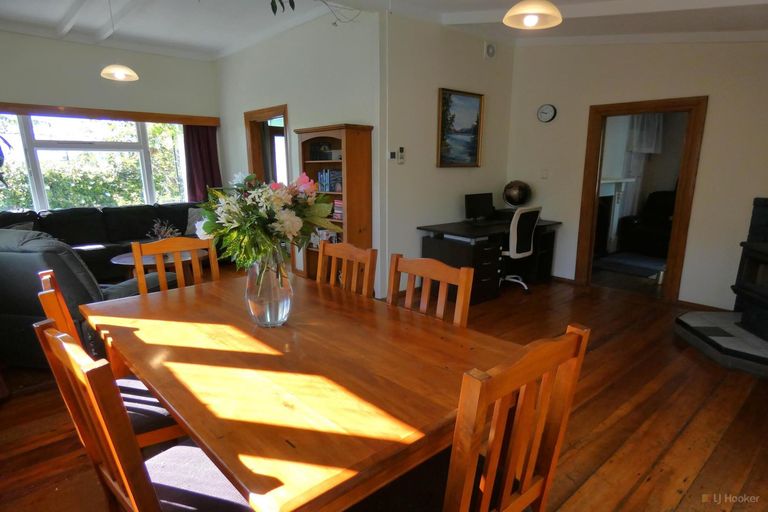 Photo of property in 68 Peel Street, Geraldine, 7930