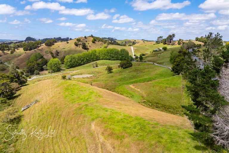 Photo of property in 1820 State Highway 12, Paparoa, 0571
