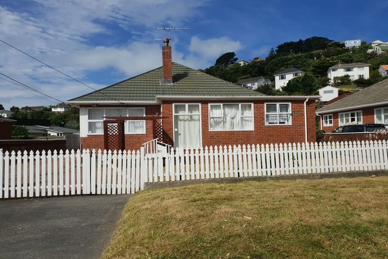 Photo of property in 61 Strathmore Avenue, Strathmore Park, Wellington, 6022