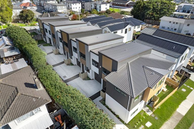 Photo of property in 26d Cape Road, Mangere, Auckland, 2022