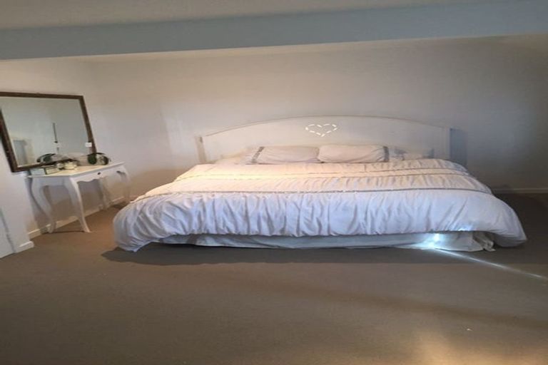 Photo of property in 6 Grace Street North, Sanson, 4817