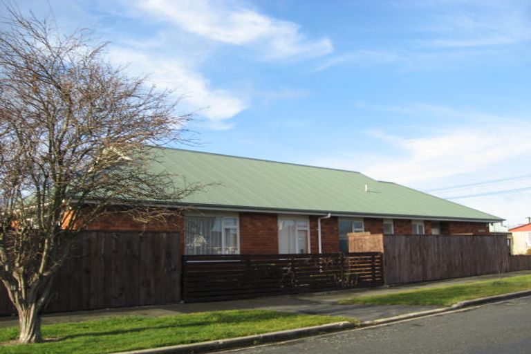 Photo of property in 17 Mills Street, Saint Kilda, Dunedin, 9012